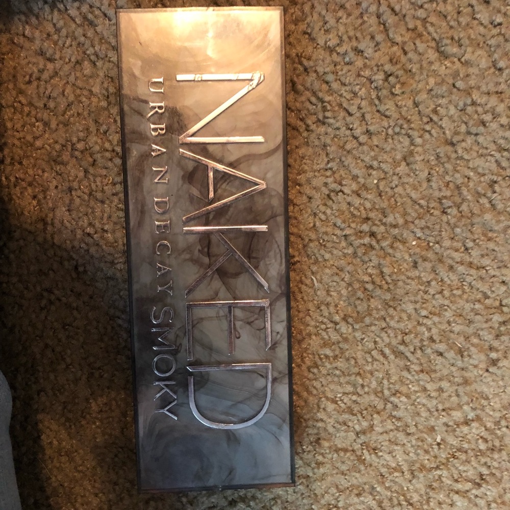 Urban Decay Naked Smokey pallet